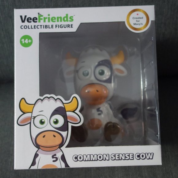 VeeFriends Common Sense Cow Collectible Figure Made for Macy's - Picture 1 of 7
